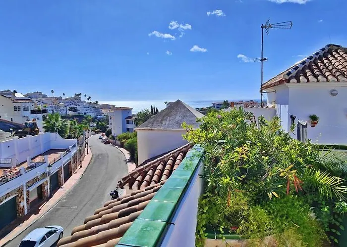 Ap389 - Pueblo Mediterraneo