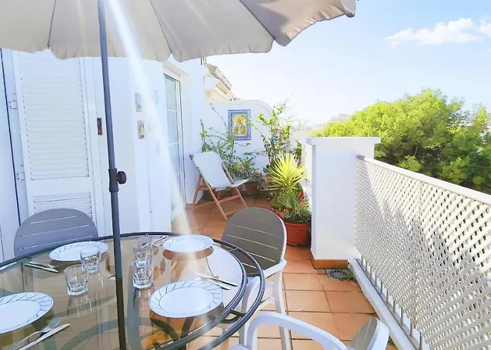 Ap389 - Pueblo Mediterraneo *