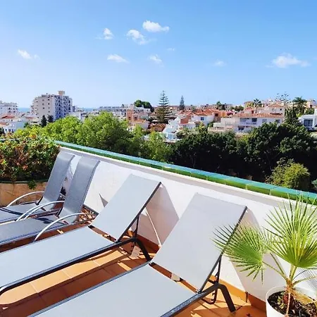 Ap389 - Pueblo Mediterraneo